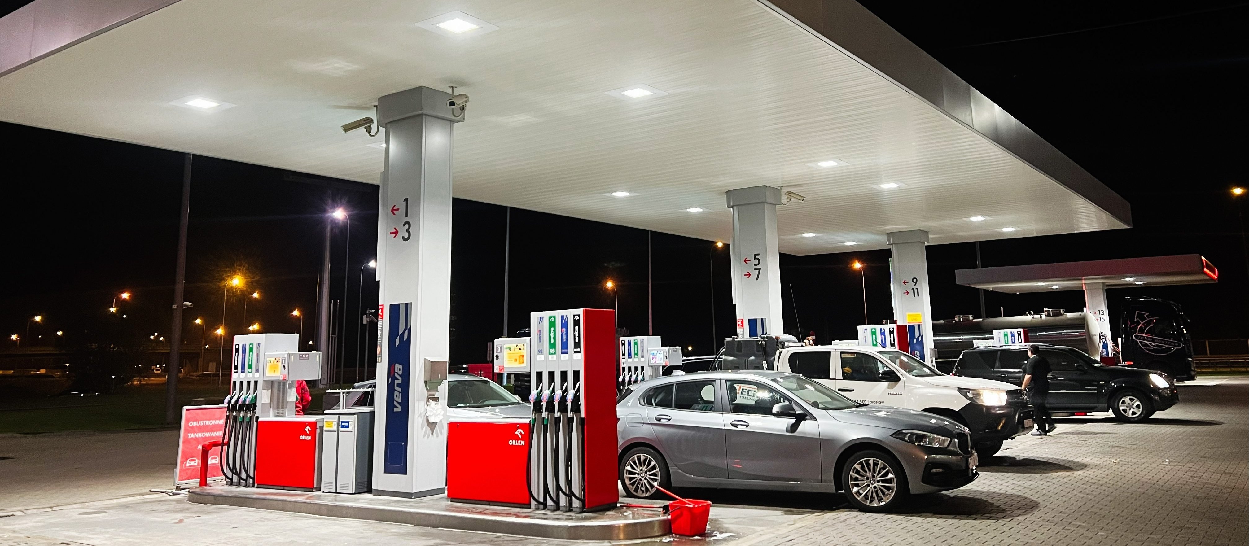 Stacje paliw będą pełniły coraz więcej różnych funkcji