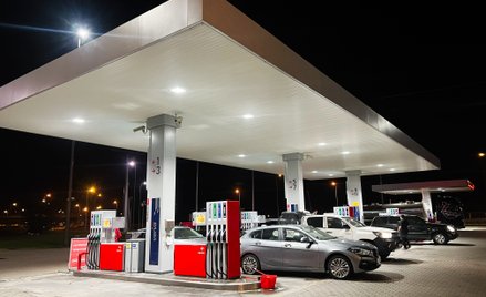 Stacje paliw będą pełniły coraz więcej różnych funkcji