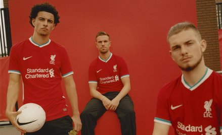 Nowe koszulki FC Liverpool wykonano z butelek PET