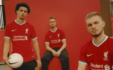 Nowe koszulki FC Liverpool wykonano z butelek PET