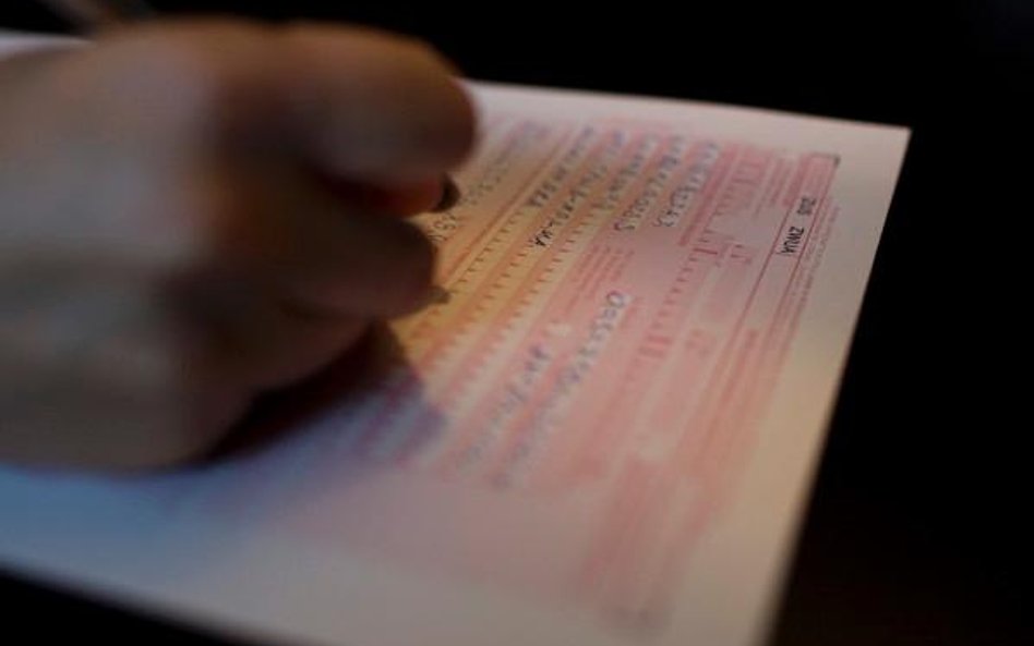 Uwaga, szefowie! Zostały tylko dwa tygodnie na korektę druków z ubiegłego roku