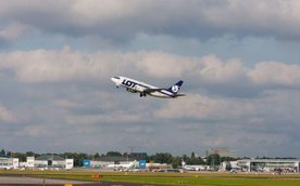 Dużą część obszaru dzielnicy Włochy zajmuje Lotnisko Chopina.