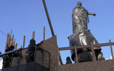 Rozbiórka pomnika Katarzyny Wielkiej w Odessie