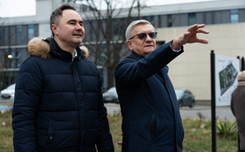 Wiceburmistrz Bielan Włodzimierz Piątkowski i rektor UKSW ks. prof. Ryszard Czekalski podczas uroczy