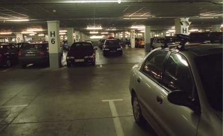 Deweloperzy stosowali wyższą stawkę VAT, a ciężar podatku ostatecznie ponosił konsument.