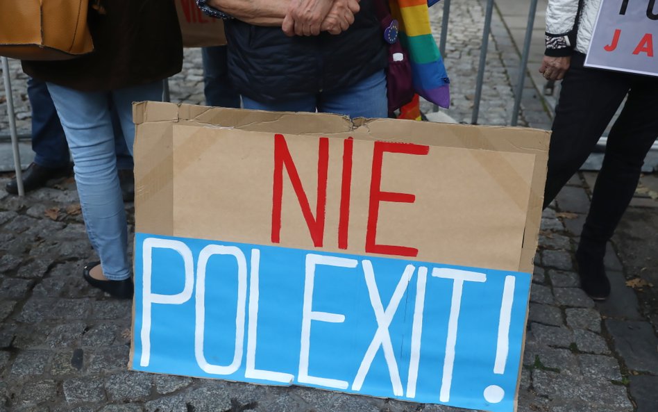 Wojciech Tumidalski: Między harakiri a polexitem