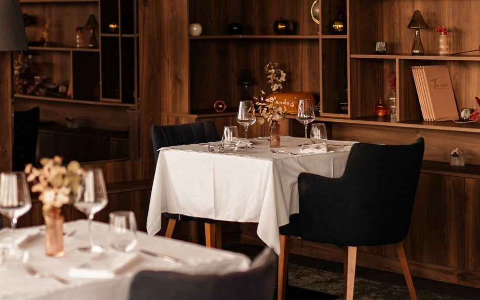 Restauracje Hi-Fi to lokale, w których równie istotną rolę, jak muzyka w audiofilskiej jakości, odgr