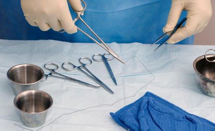 Błędy medyczne: więcej aktów oskarżenia przeciwko lekarzom i szpitalom