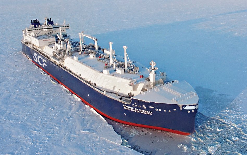 Tankowce szarej floty bez ubezpieczenia