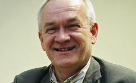 Czarno-biały świat wycinany skalpelem