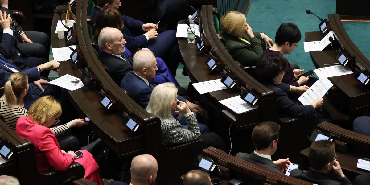 Parliament approves partial decriminalization of abortion and allows it for fetal defects