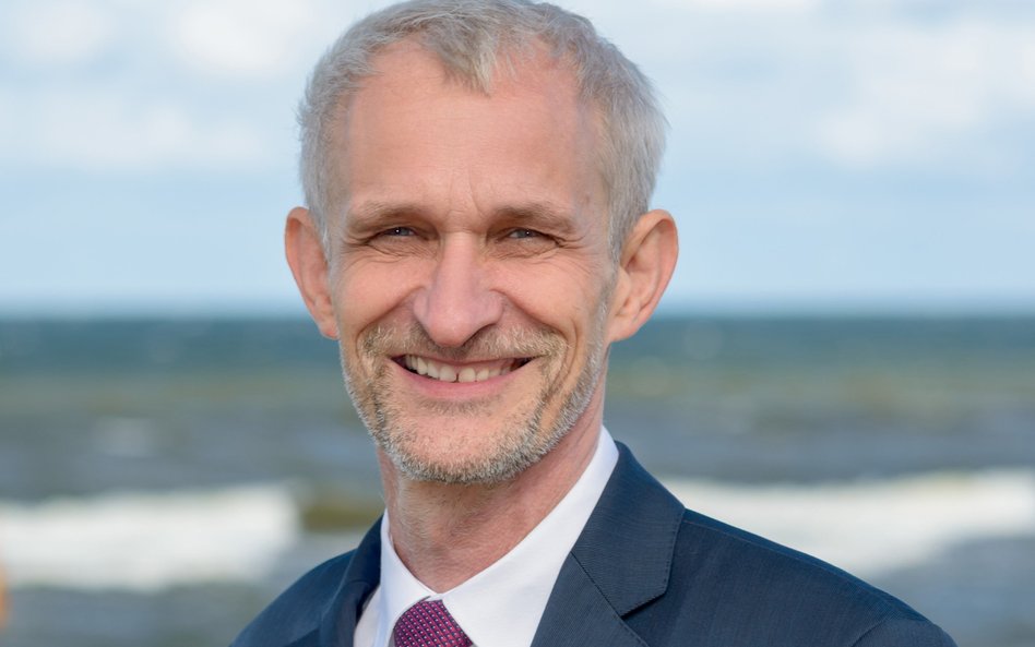 Krzysztof Swat, burmistrz Krynicy Morskiej.