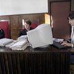 Chociaż e-sąd działa od półtora roku, do tej pory w sprawach archiwizowania akt musiał się posiłkowa