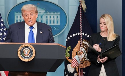 Prezydent USA Donald Trump i prokurator generalna Pam Bondi