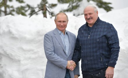 Kreml spieszy na ratunek białoruskiemu reżimowi