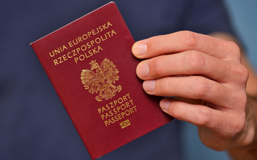 Będą zmiany w przepisach o paszportach. Prezydent Duda podpisał ustawę