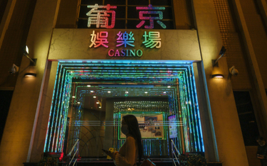 Policja w Makau aresztowała szefa dużego kasyna. Pekin walczy z hazardem