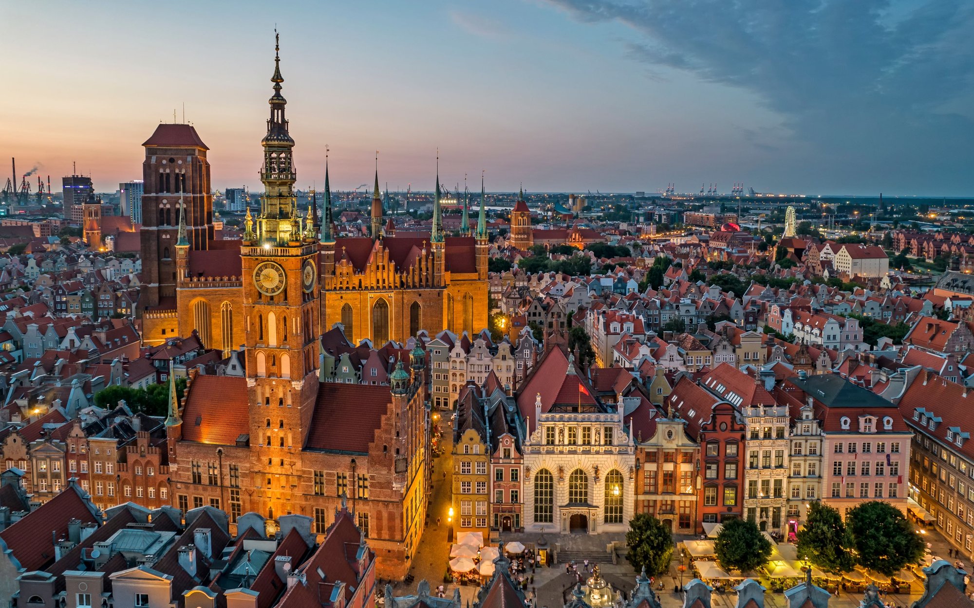 Miasta sięgają głębiej do kieszeni mieszkańców