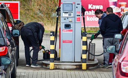 Maksymalne ceny paliw na czwartek 2 kwietnia 2026 roku. Rząd podał kwoty