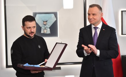 Wołodymyr Zełenski, w uznaniu zasług w pogłębianiu stosunków między Polską a Ukrainą, za działalność