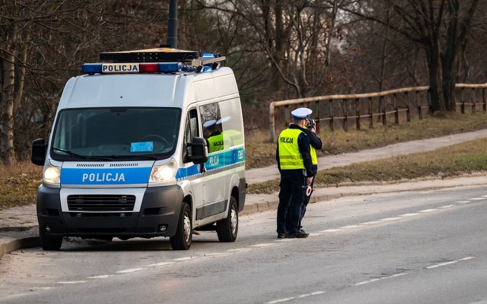 Nowe przepisy zatrzymania prawa jazdy za przekroczenie o 50 km/h dozwolonej prędkości zostały ograni