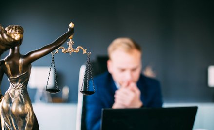 Doręczenia przez portal informacyjny. Prezes adwokatury interweniuje ws. nieprawidłowości