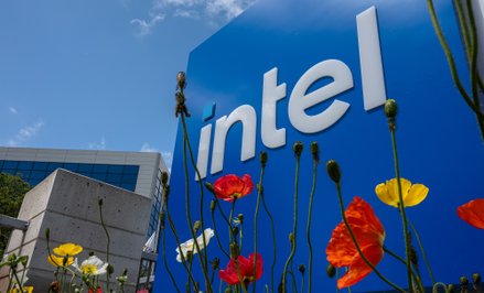 Intel znów kwitnie. Sztuczna inteligencja i nowe produkty napędzają sprzedaż giganta, który jeszcze 