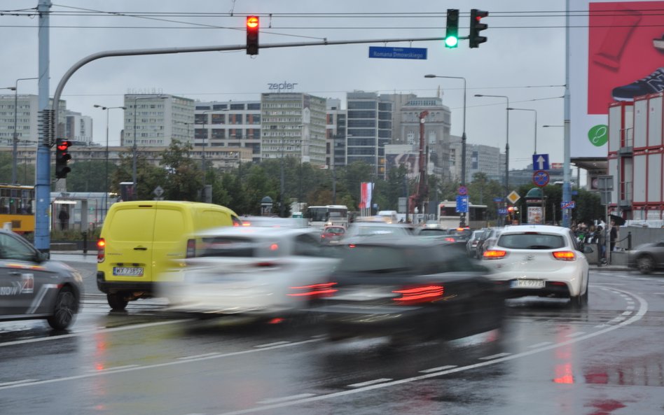 Ciężarówki „konwoju wolności” zablokują Warszawę 12 lutego?