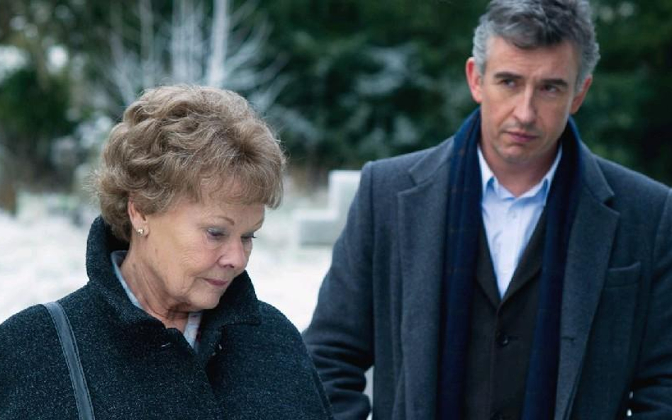 Judi Dench (Philomena Lee) i Steven Coogan (Martin Sixsmith)