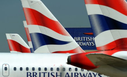 Koronawirus zwalnia pracowników linii lotniczych