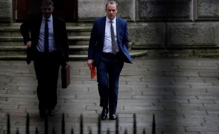 Brytyjski MSZ: Wojna na Bliskim Wschodzie będzie służyć Daesh