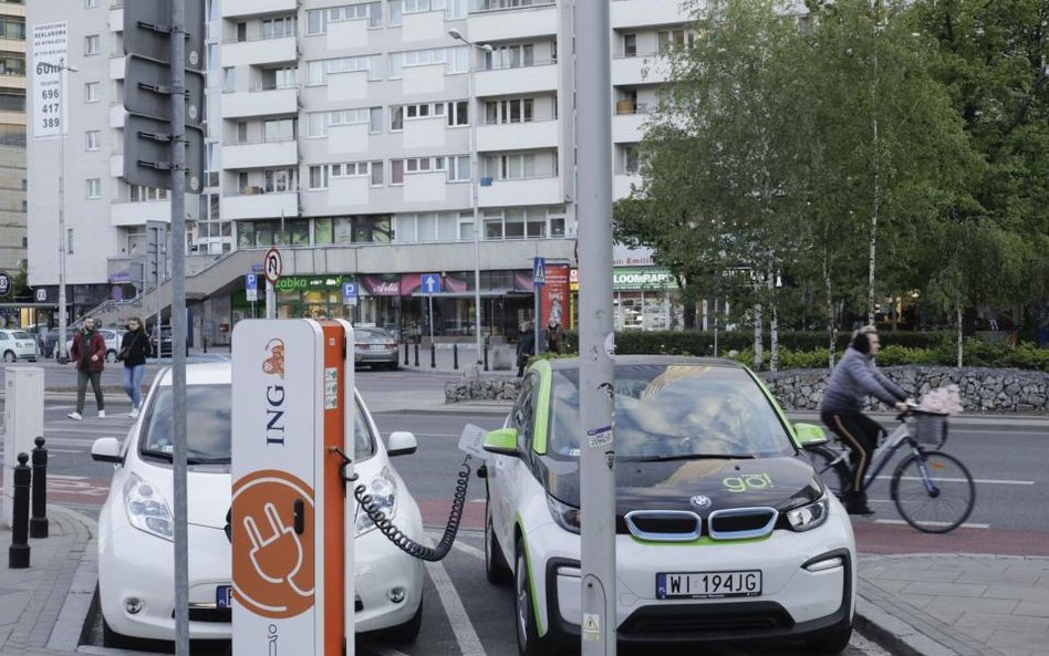 Porażka car-sharingu. Znikną elektryczne auta od innogy