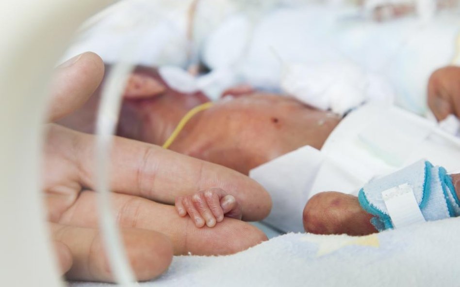 RPD dopytuje NFZ o profilaktykę zakażeń wirusem RS wśród wcześniaków