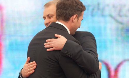 Tajny plan SLD: kampania w szkole tańca na rurze