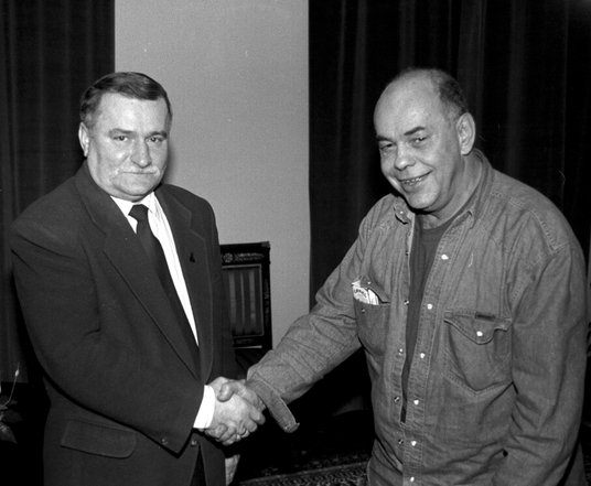 Spotkanie w Belwederze prezydenta RP Lecha Wałęsy z Jackiem Kuroniem. Warszawa, 29 października 1991