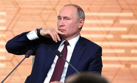 Władimir Putin przegrywa wojnę o historię