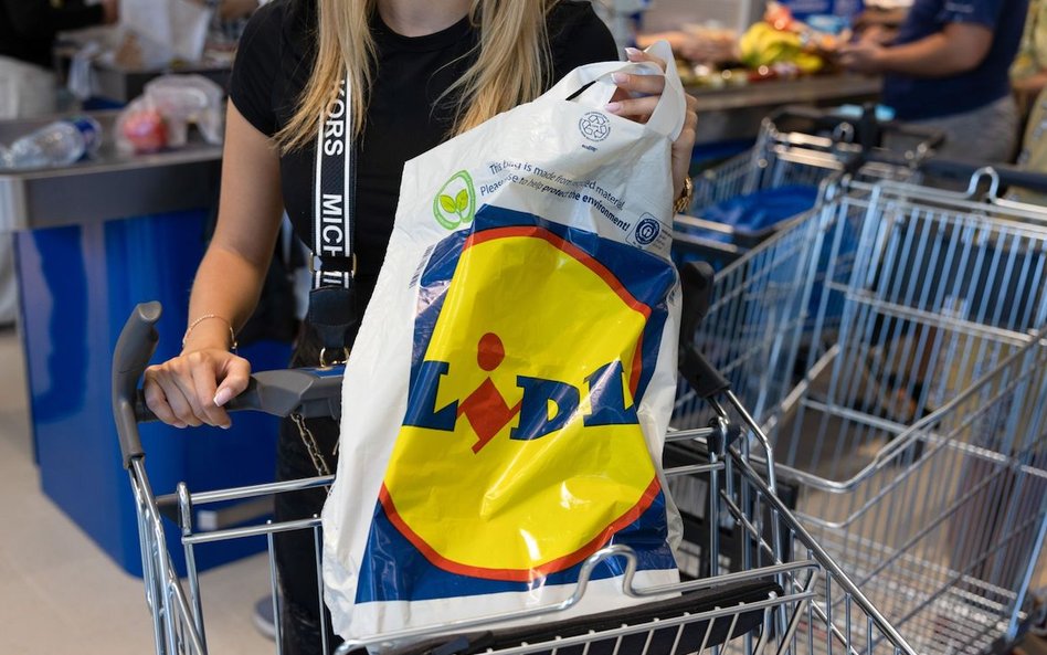 Od blisko dekady Lidl toczy sądowy spór z koncernem LVMH o prawo do zastrzeżenia koloru pomarańczowe