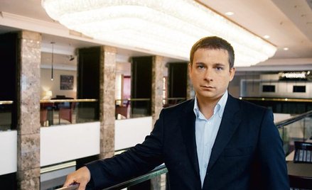 Komputronik zarządzany przez Wojciecha Buczkowskiego rośnie szybciej niż rynek. W maju otworzył nowy