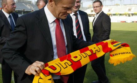Jak kibice Lechii Gdańsk witali premiera Tuska