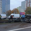 Poznań: Samochód uderzył w tramwaj. Dzieci wśród rannych
