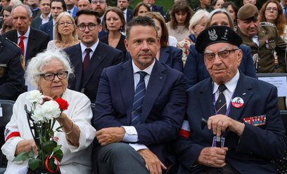 Jerzy Surdykowski: Milczenie świata wobec krwawej ofiary Powstania Warszawskiego