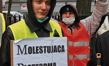 Działacze Naszości odpowiedzieli na wyrok kolejnym happeningiem, wczoraj w Poznaniu