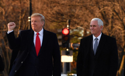 Na obchody 75. rocznicy wyzwolenia obozu w Auschwitz nie przyleci wiceprezydent Mike Pence (P), któr