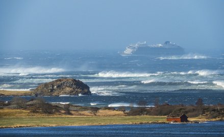 1300 osób ewakuowano ze statku wycieczkowego