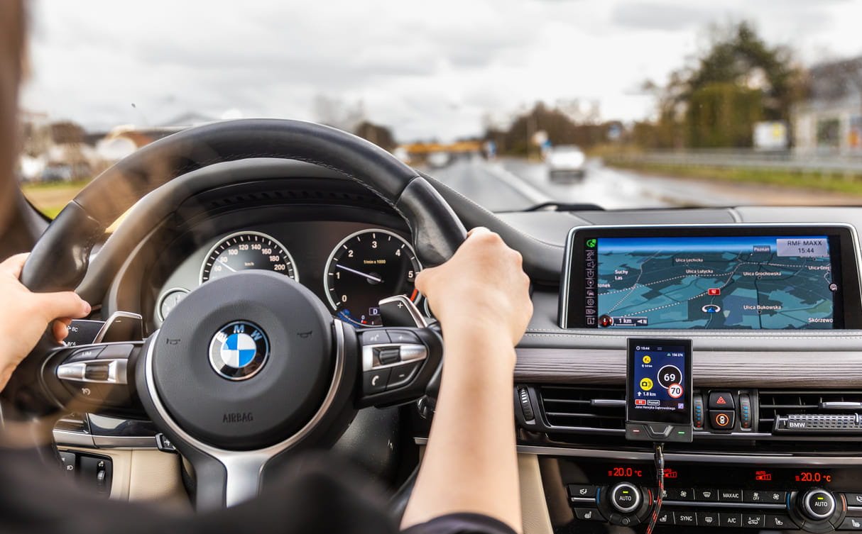 Neptis planuje zmianę nazwy na Yanosik oraz podział akcji