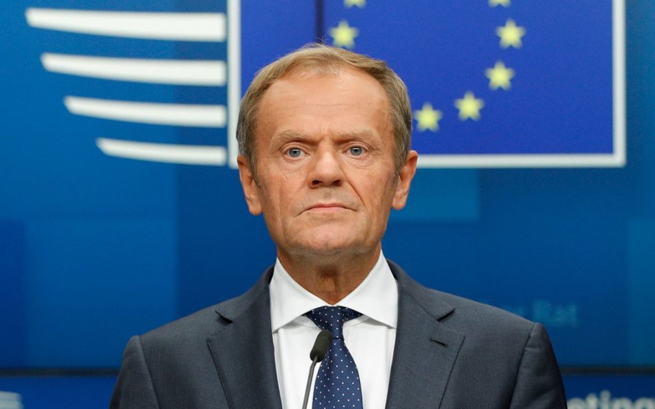 Tusk: Nie oczekuję komplementów. Jestem zadowolony z osiągnięć