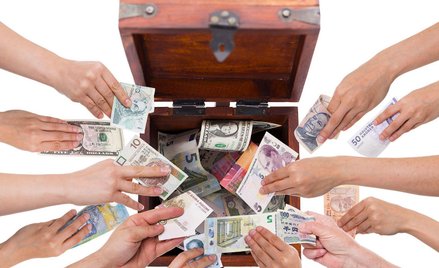 Zbiórki internetowe: łatwiej będzie zbierać na biznes, ale nie na leczenie