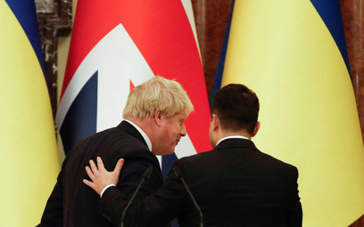 Ustępujący premier Wielkiej Brytanii Boris Johnson i prezydent Ukrainy Wołodymyr Zełenski