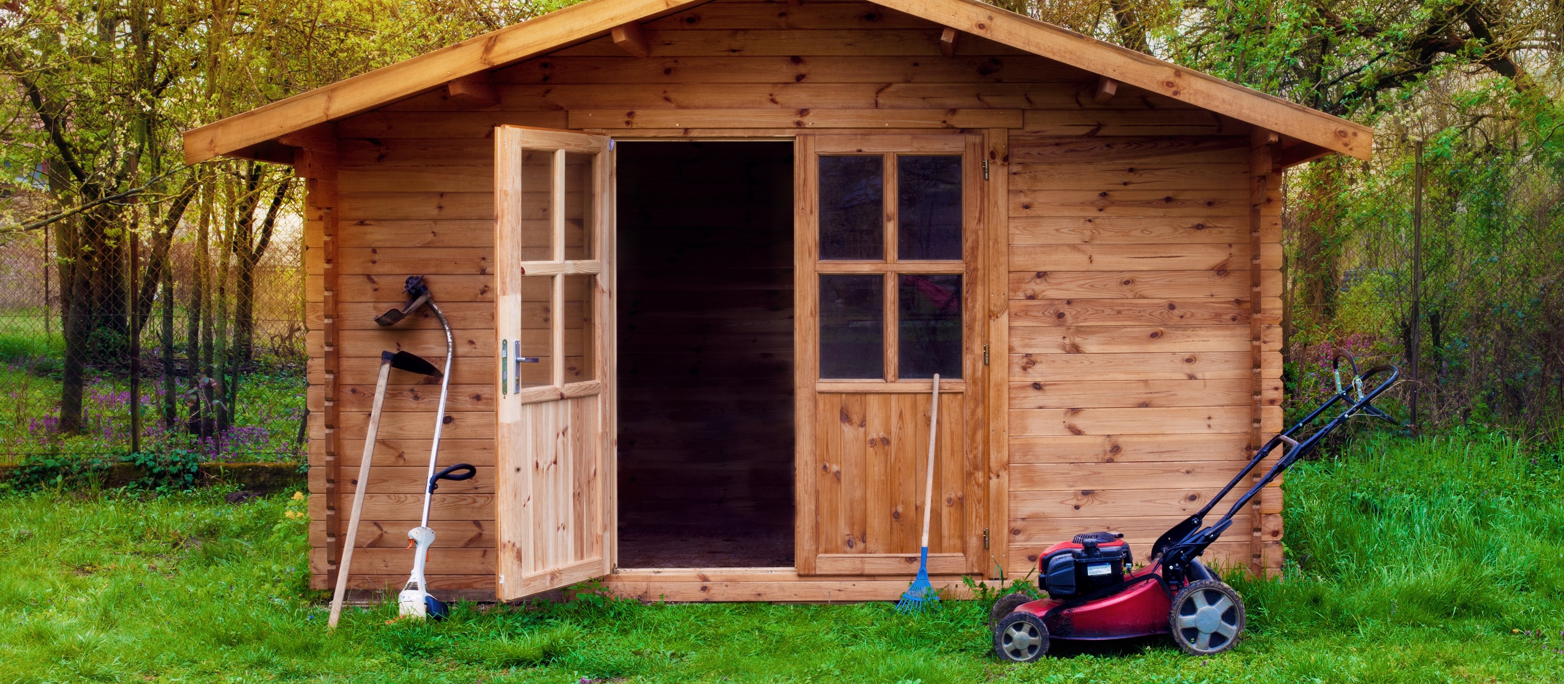 Urzędnicy mierzą każdy centymetr. choćby 10 tys. zł kary