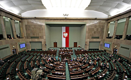 Sondaż: Tylko trzy partie w Sejmie